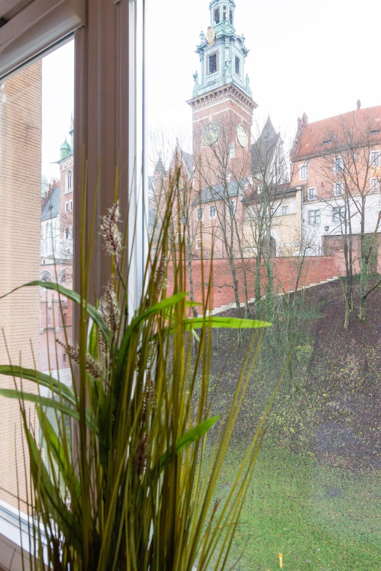 Legend. Wawel Castle Premium Apartment Krakau